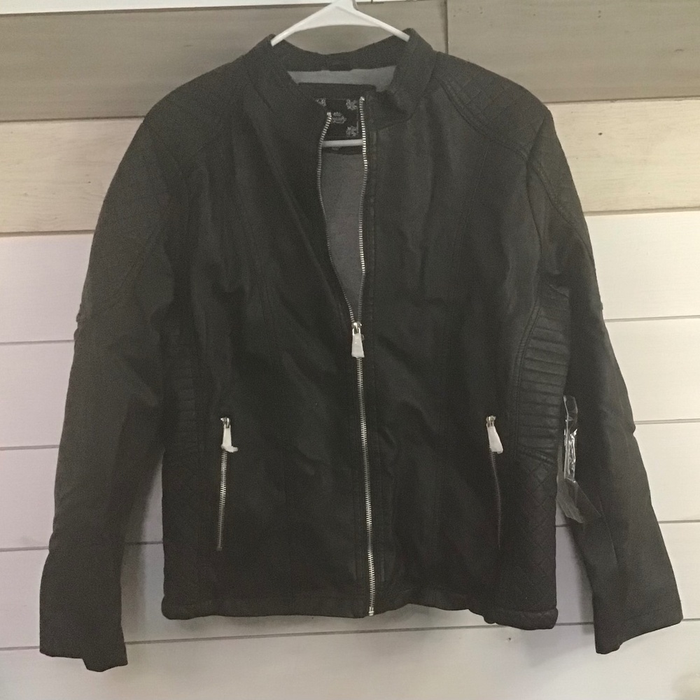 Women’s Light Jacket By Royalty Black Size L